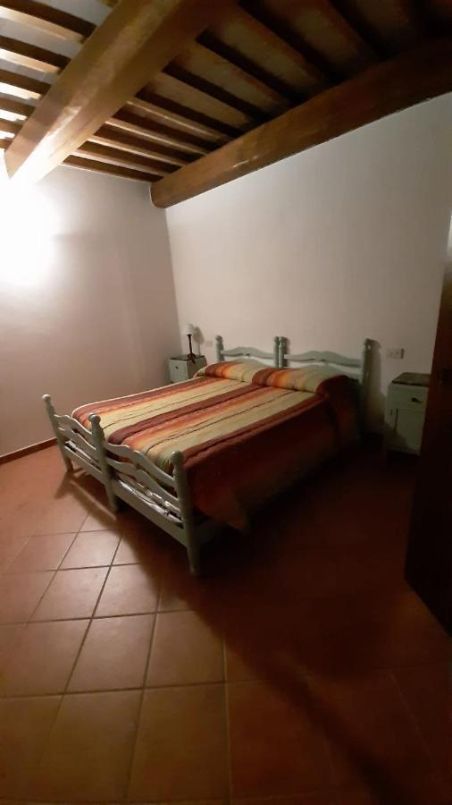 Agriturismo Tori 2 Montecarlo Bagian luar foto